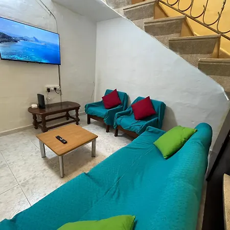 Vakantiehuis Large Full House - Sleeps 9